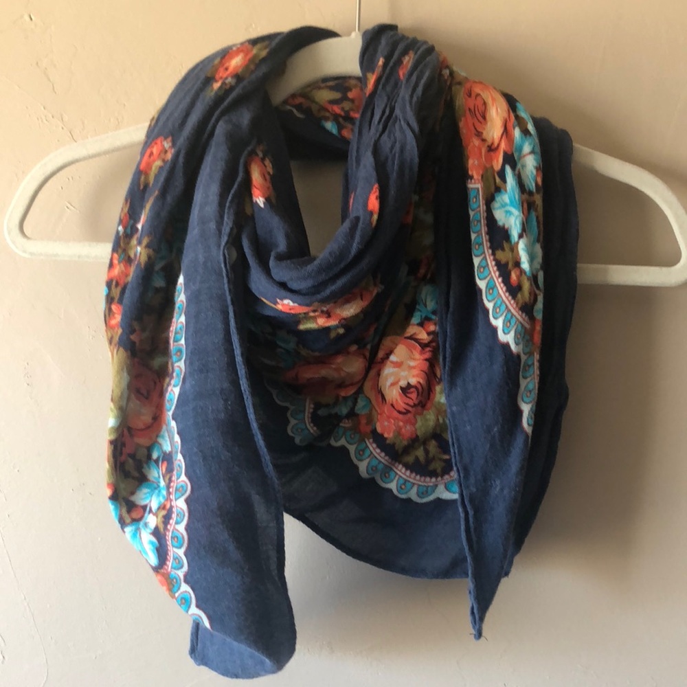 Flower scarf